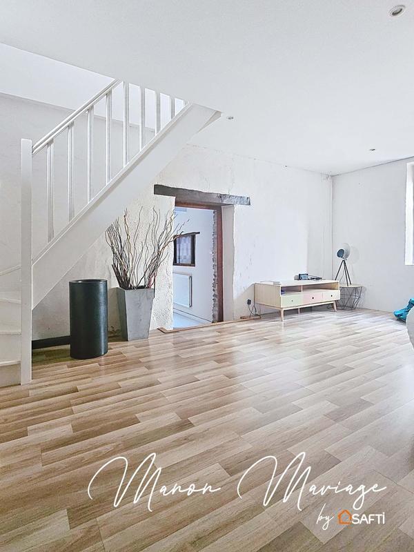 Maison - 216 m² - 5 pièces