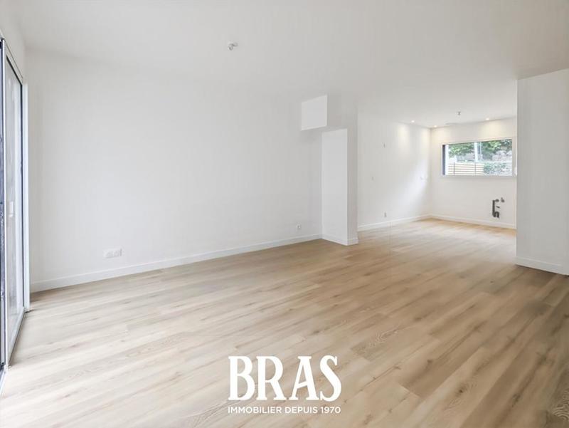 Maison - 93 m² - 5 pièces