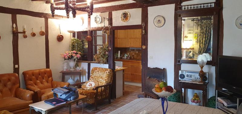 Maison de village - 94 m² - 7 pièces