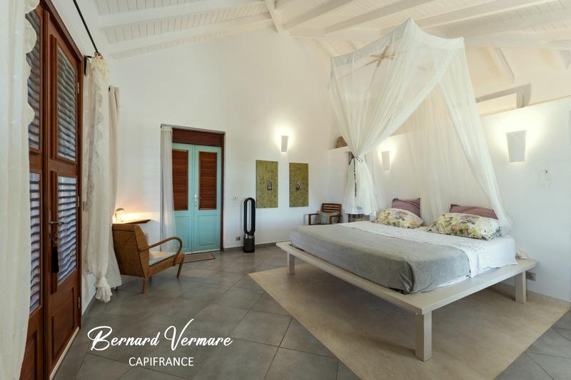 Demeure - 196 m² - 8 pièces