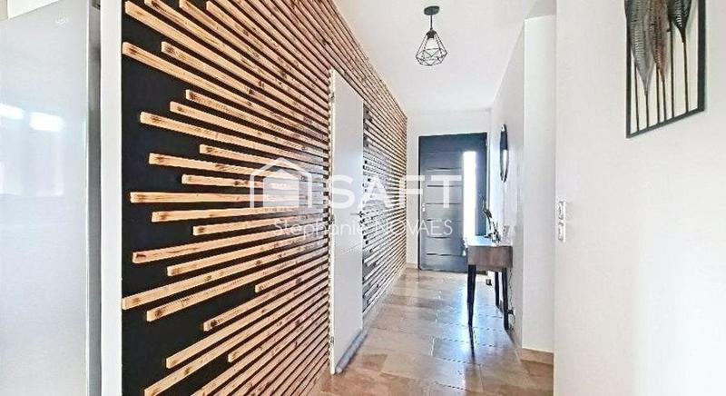 Maison - 90 m² - 4 pièces