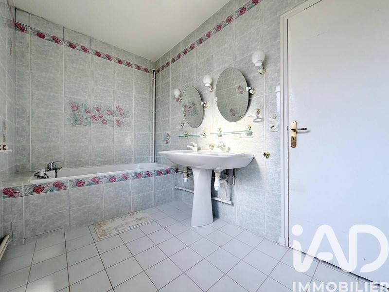 Maison de village - 139 m² - 5 pièces