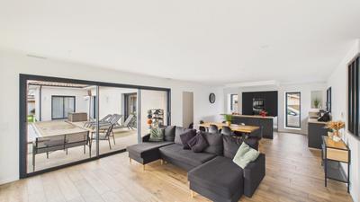 Maison - 160 m² - 5 pièces