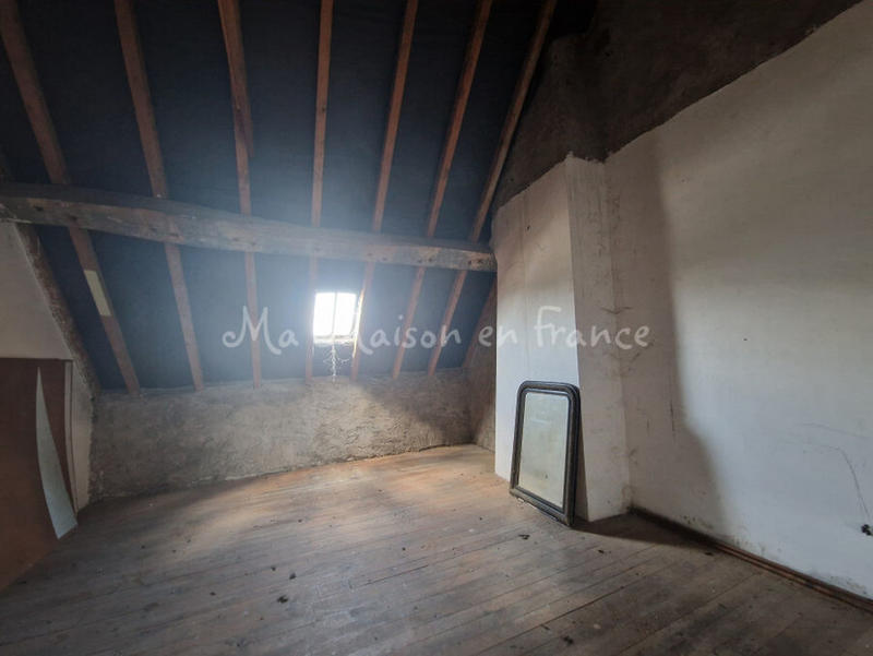 Maison - 89 m² - 6 pièces