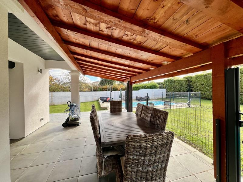 Maison - 164 m² - 8 pièces