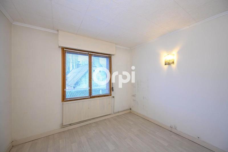 Maison - 96 m² - 5 pièces
