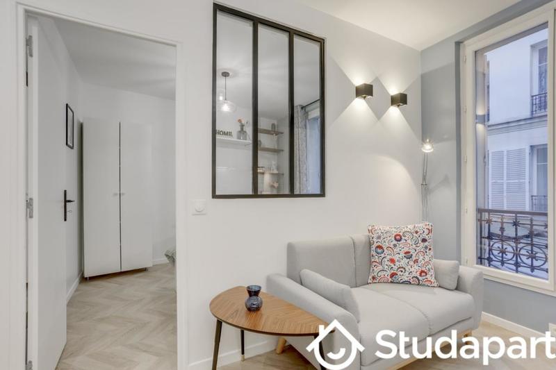 Chambre - 9 m² - 1 pièce