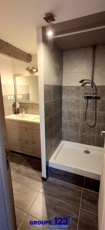 Maison - 170 m² - 7 pièces