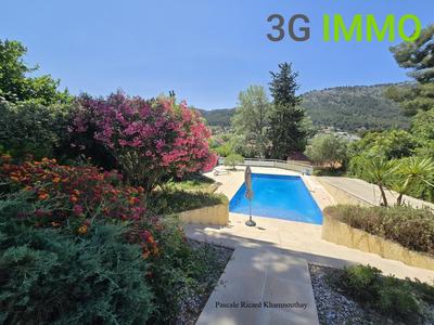 Maison - 164 m² - 6 pièces