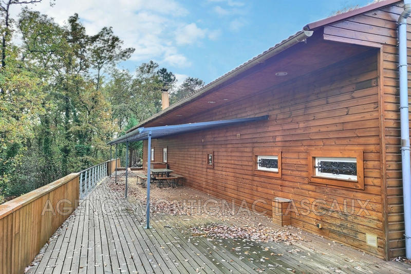 Châlet - 206 m² - 6 pièces