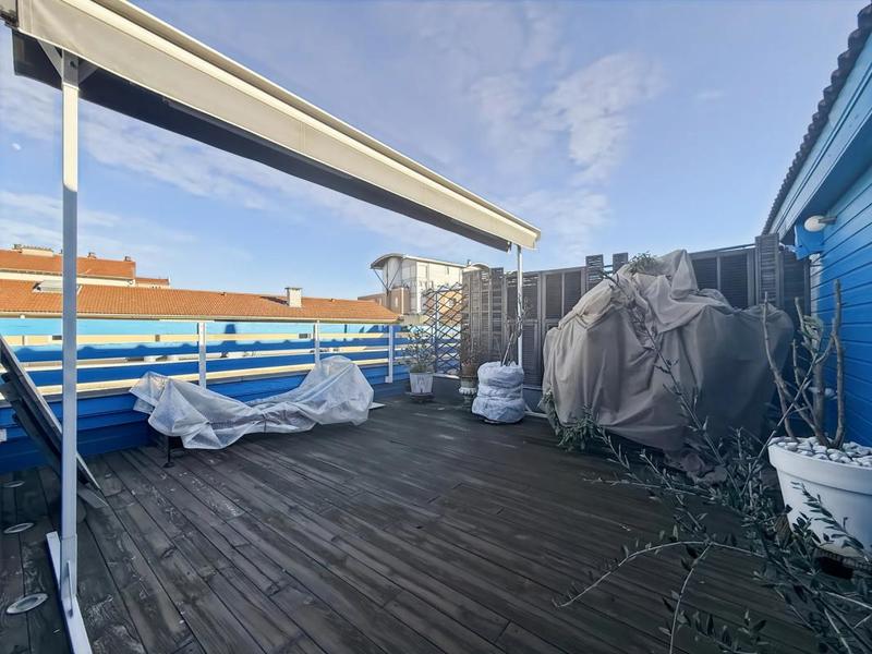 Duplex - 216 m² - 6 pièces