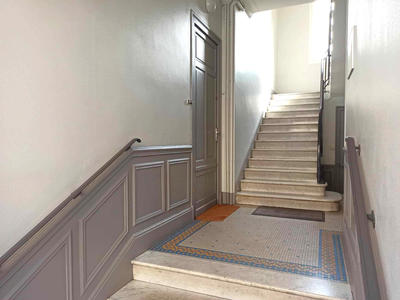 Appartement - 81 m² - 3 pièces