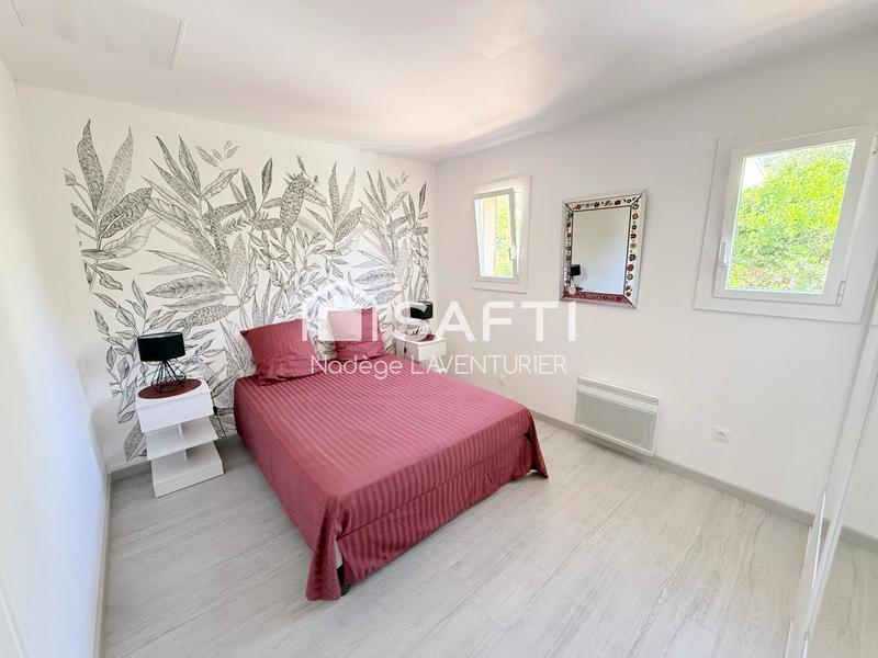 Maison - 181 m² - 8 pièces