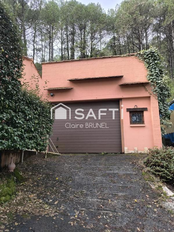 Maison - 93 m² - 5 pièces