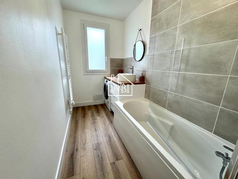 Appartement - 89 m² - 5 pièces