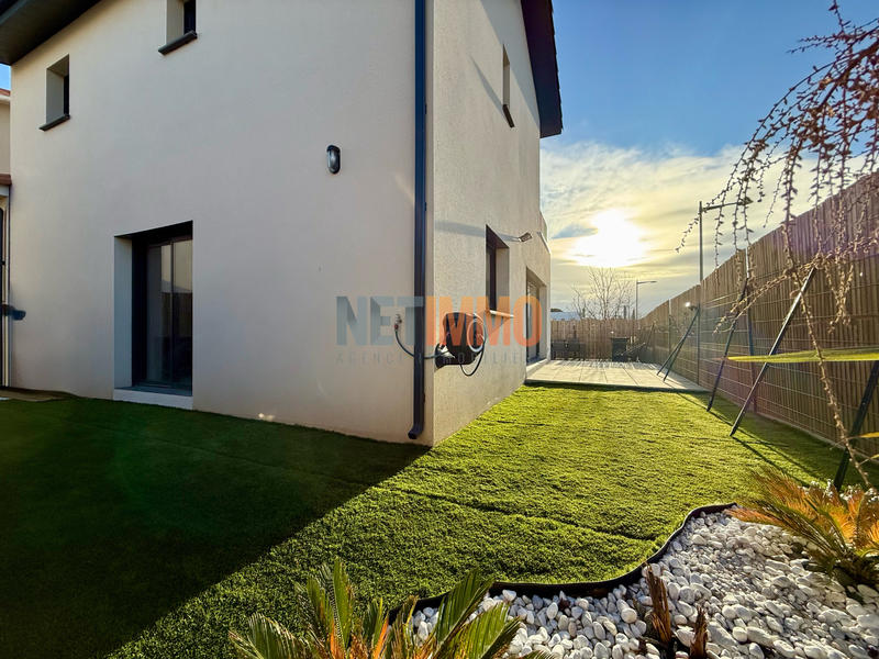 Villa - 96 m² - 4 pièces