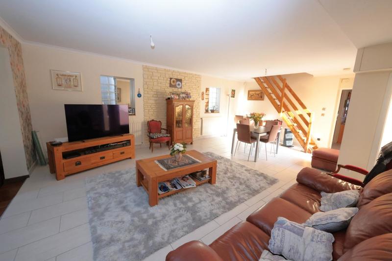 Maison - 143 m² - 7 pièces