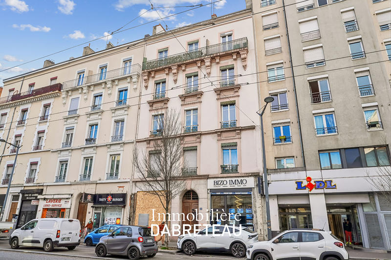 Appartement - 62 m² - 3 pièces