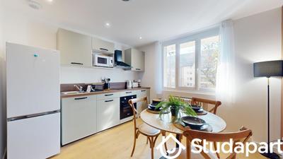 Chambre - 11 m² - 1 pièce