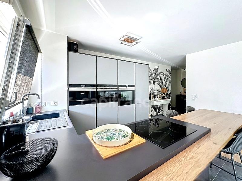 Appartement - 82 m² - 4 pièces