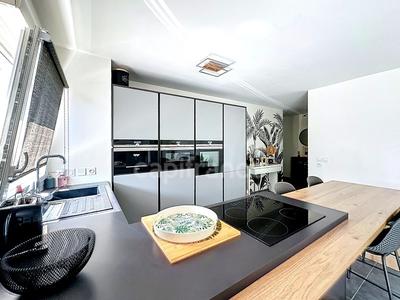 Appartement - 82 m² - 4 pièces