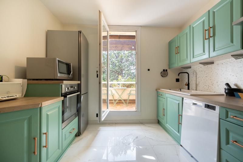 Appartement - 101 m² - 5 pièces