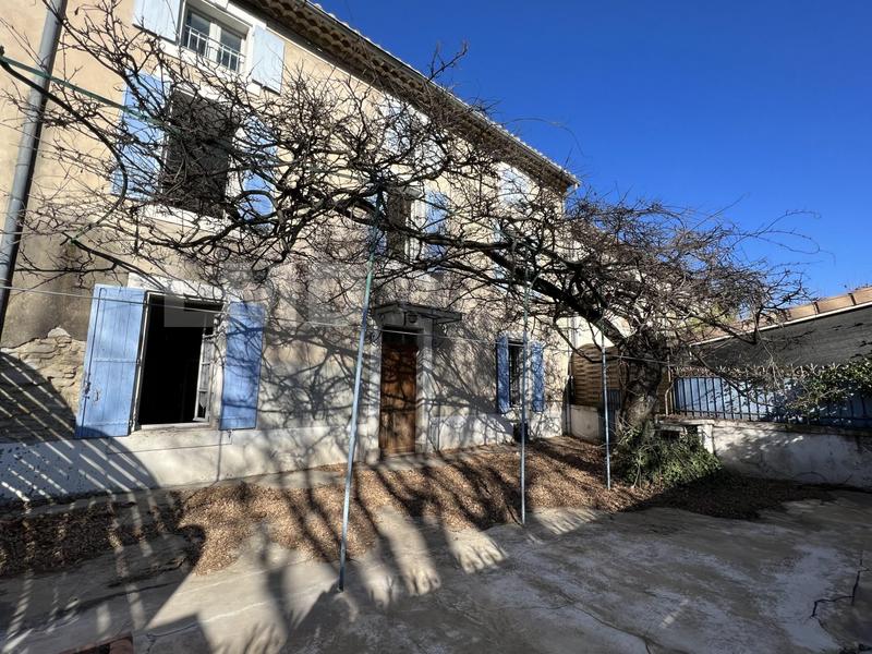 Maison - 150 m² - 8 pièces