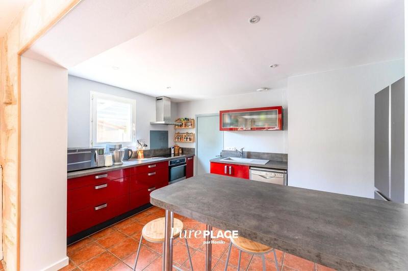 Maison de maîtres - 270 m² - 7 pièces