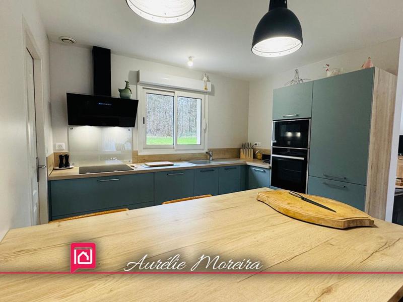 Maison - 177 m² - 6 pièces