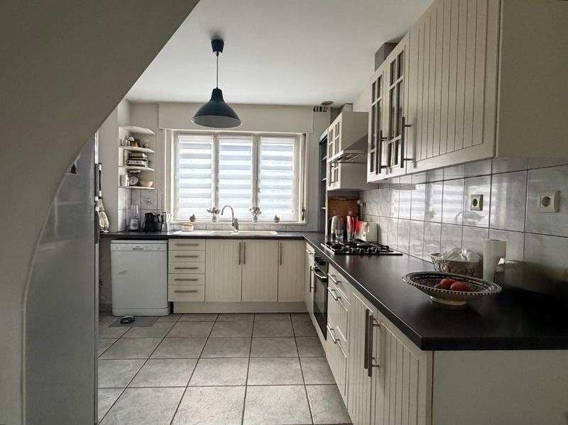 Maison - 102 m² - 4 pièces