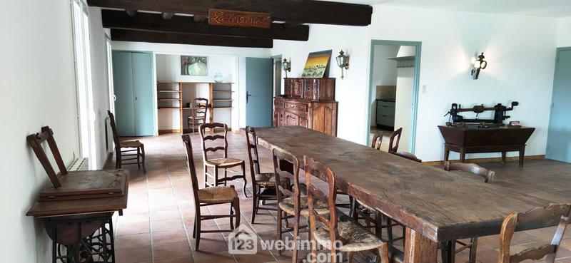 Maison - 136 m² - 4 pièces