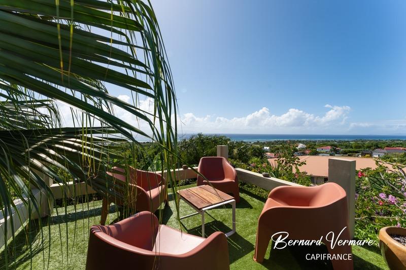 Demeure - 196 m² - 8 pièces