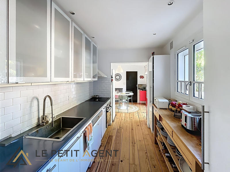 Maison - 140 m² - 5 pièces