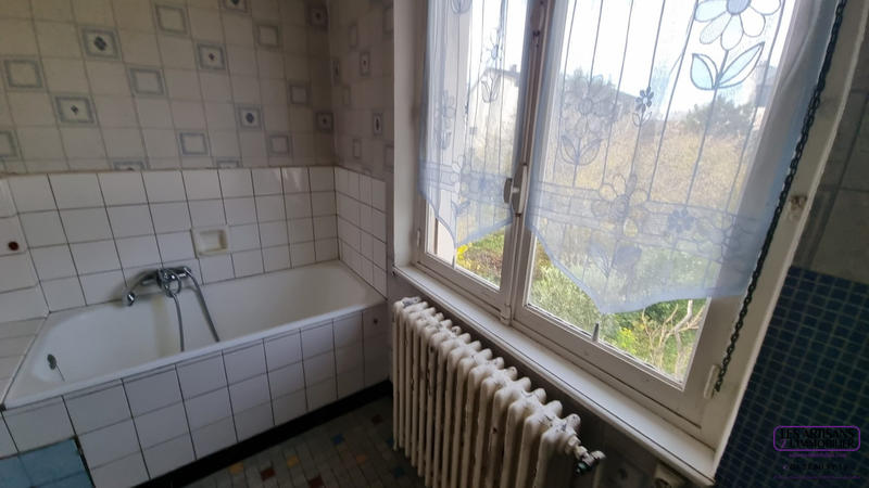 Maison - 82 m² - 5 pièces