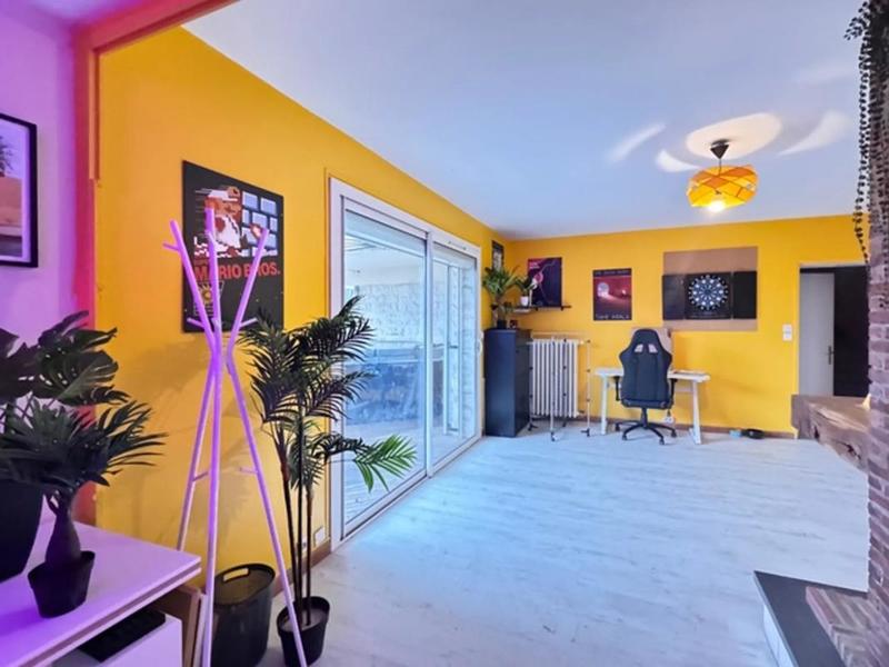 Maison - 309 m² - 10 pièces