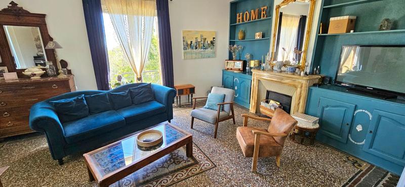 Maison - 378 m² - 7 pièces