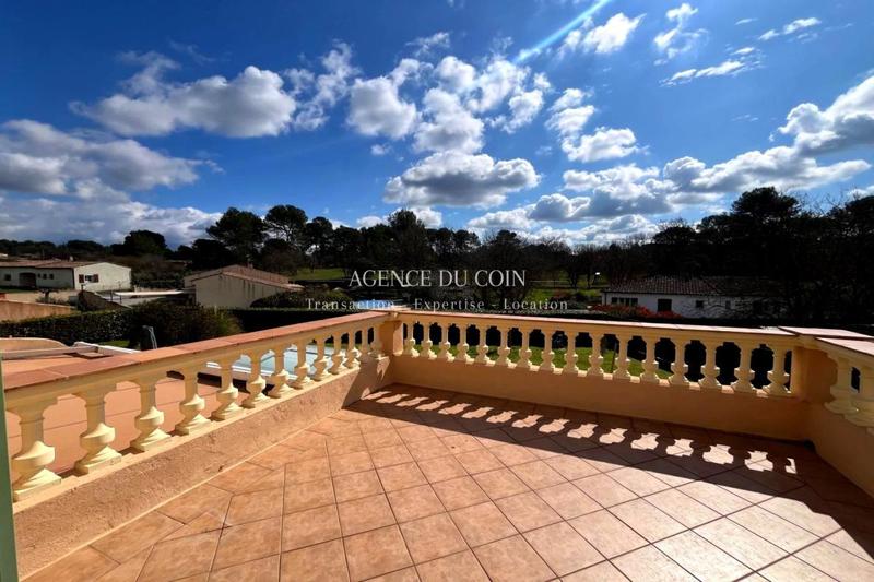 Villa - 240 m² - 6 pièces