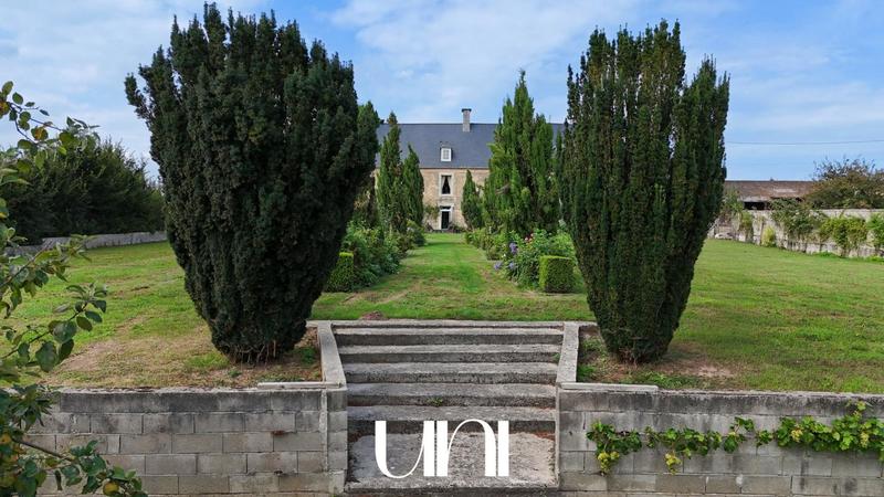 Maison - 330 m² - 10 pièces