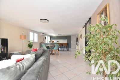 Maison - 147 m² - 6 pièces