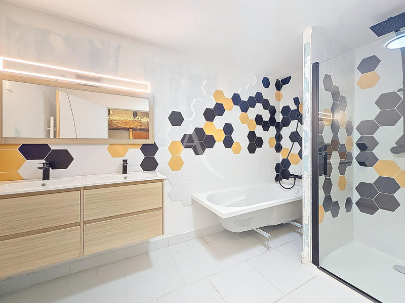 Maison - 150 m² - 4 pièces