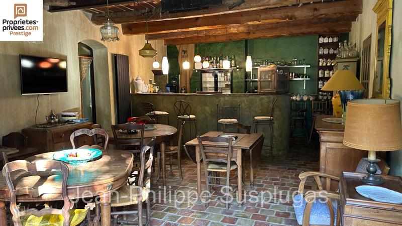 Demeure - 380 m² - 16 pièces