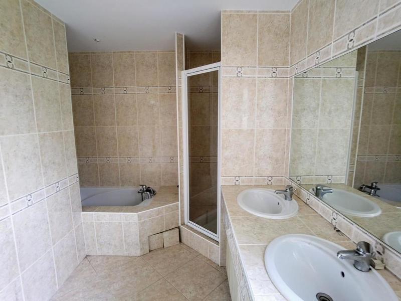 Maison - 193 m² - 7 pièces