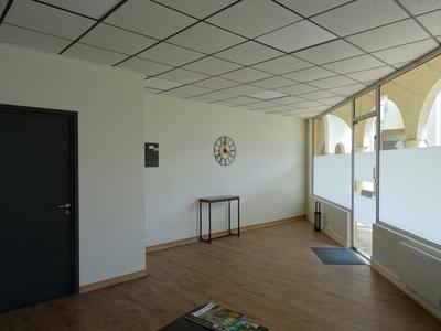 Local commercial - 67 m²