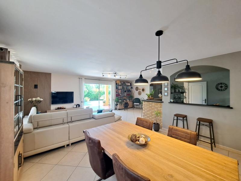 Maison - 135 m² - 5 pièces