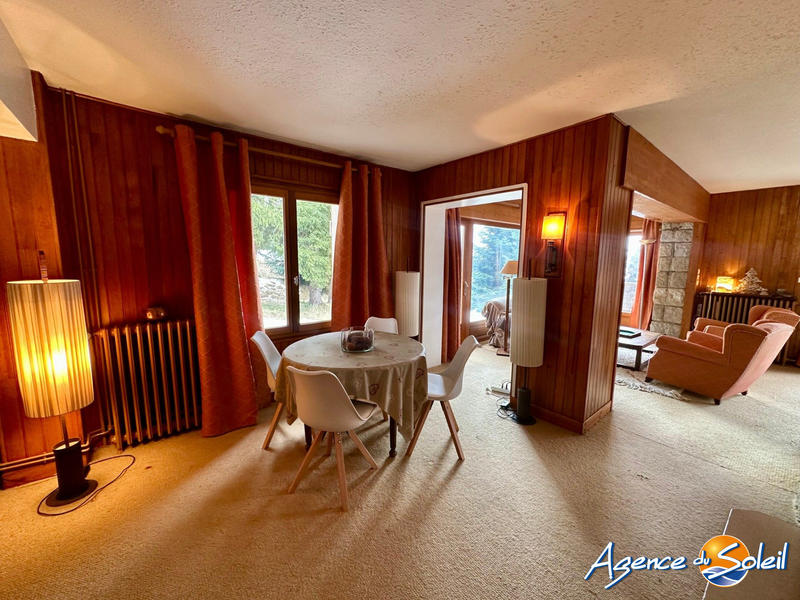 Châlet - 307 m² - 12 pièces