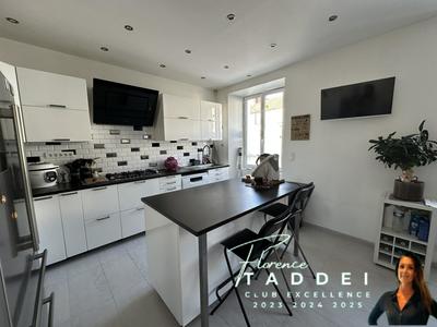 Maison - 87 m² - 4 pièces