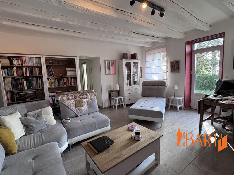 Maison traditionnelle - 194 m² - 8 pièces