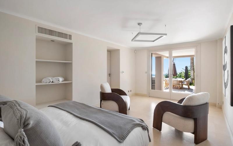 Villa - 350 m² - 9 pièces