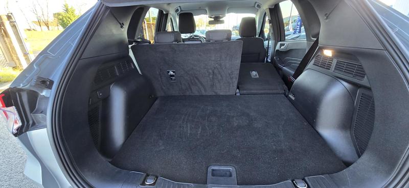 Ford Kuga 2,5 Fhev E85 Titanium camera