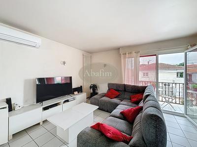 Maison - 145 m² - 9 pièces